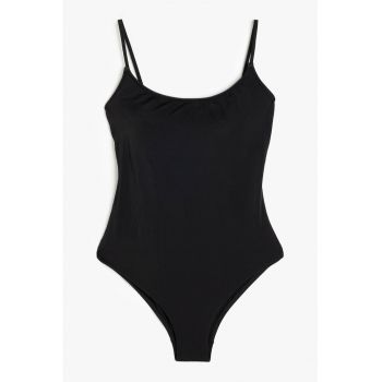 Costum de baie intreg cu model uni