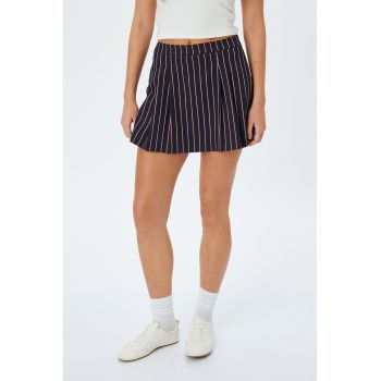 Fusta-pantalon cu dungi si pliuri