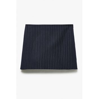 Fusta-pantalon cu model cu dungi discrete