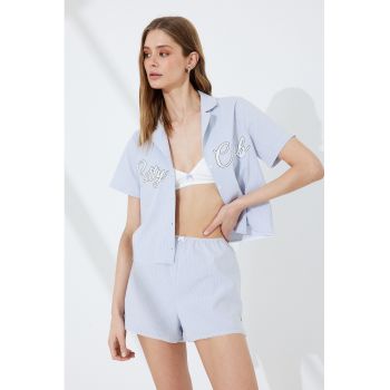 Pantaloni scurti de pijama din amestec de bumbac cu model in dungi