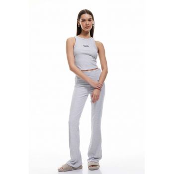 Pijama striata cu pantaloni lungi si top