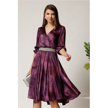 Rochie Julia midi mov din satin in clos cu aspect sidefat si cordon cu strasuri