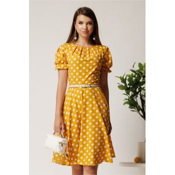Rochie midi galbena din viscoza in clos cu buline si curea in talie