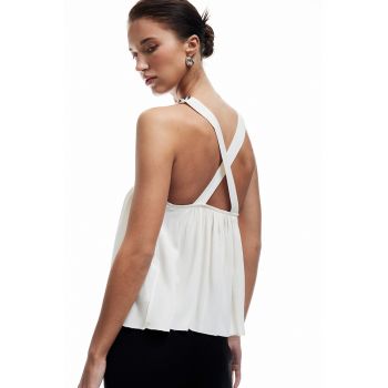 Top cu insertie crosetata