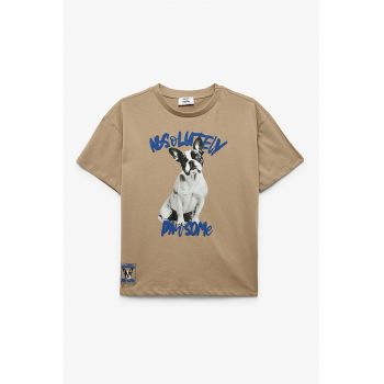 Tricou cu imprimeu grafic si text