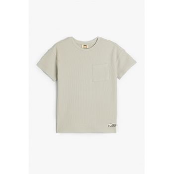 Tricou de bumbac cu buzunar pe piept