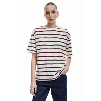 Tricou lejer cu model in dungi si maneci cazute