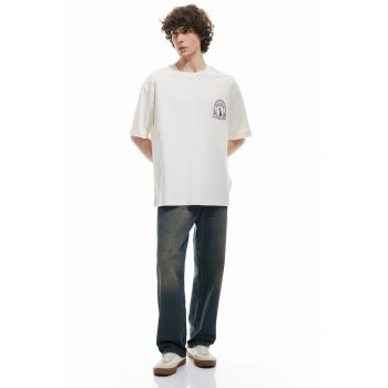Tricou supradimensionat cu imprimeu grafic pe spate