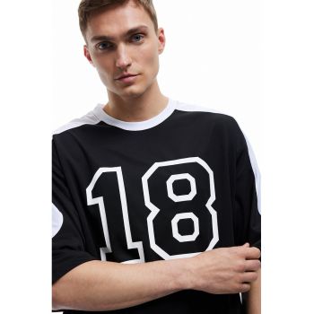 Tricou supradimensionat cu model text