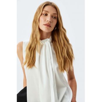 Bluza lejera uni cu funda