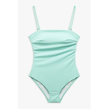 Costum de baie intreg
