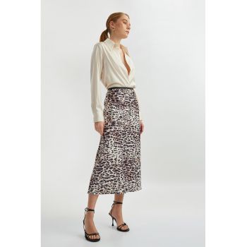 Fusta cu croiala in A si animal print
