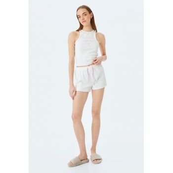 Pijama cu pantaloni scurti - cordon in talie si model striat