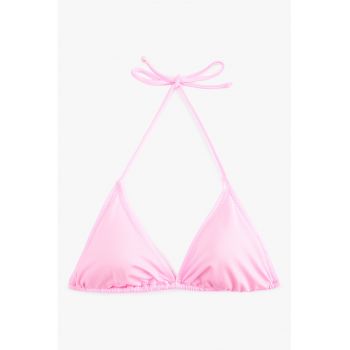 Sutien de baie cu cupe triunghiulare