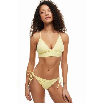 Sutien de baie cu cupe triunghiulare si model uni