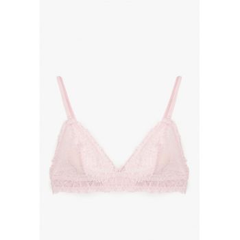 Sutien de dantela fara sustinere metalica cu bretele ajustabile