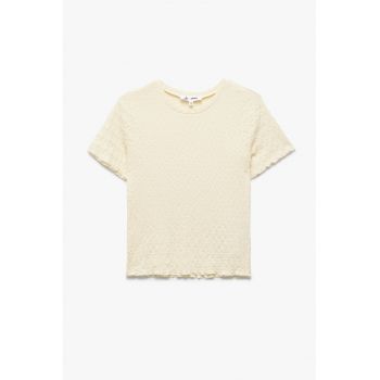 Tricou crop cu model texturat