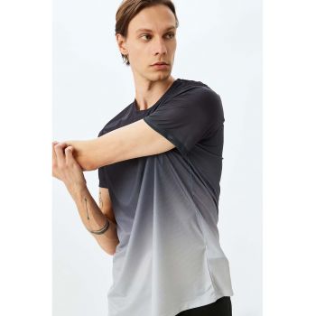 Tricou cu decolteu rotund si imprimeu