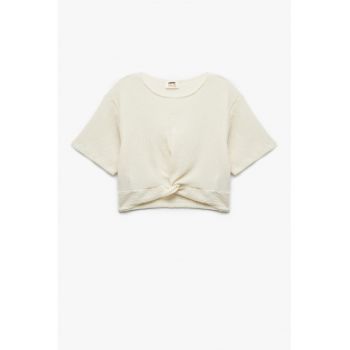 Tricou cu detaliu innodat