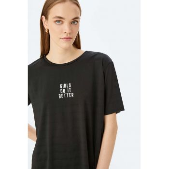 Tricou cu text