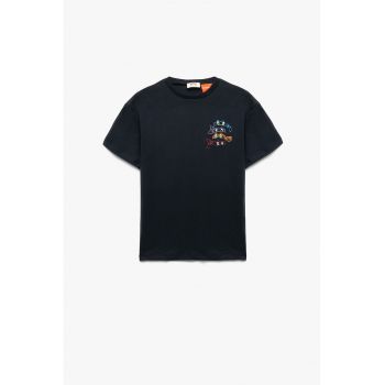 Tricou de bumbac cu design grafic