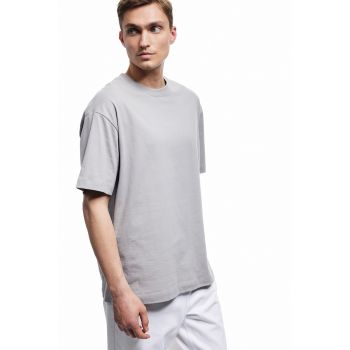 Tricou din bumbac cu model uni si decolteu la baza gatului