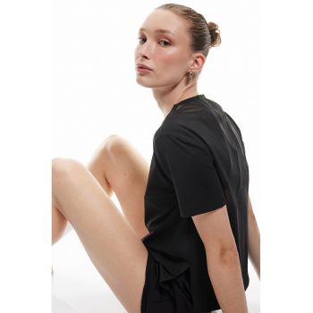 Tricou lejer cu segmente semitransparente