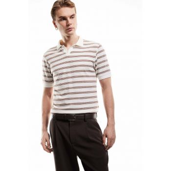 Tricou polo cu model in dungi