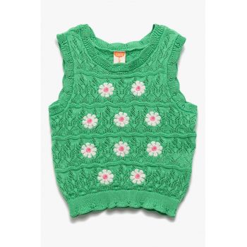 Vesta crosetata cu broderie cu model floral