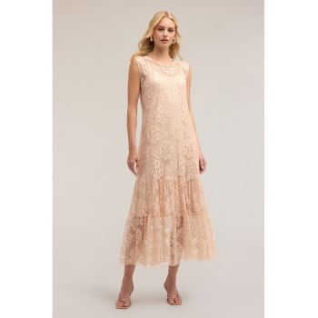 Rochie lunga din dantela cu terminatie cu volan si model floral