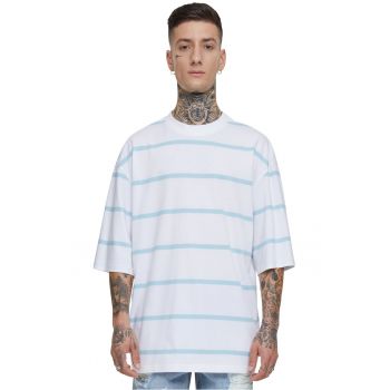 Tricou supradimensionat cu model in dungi