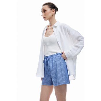 Pantaloni scurti cu snur si model in dungi