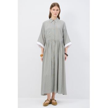 Rochie-camasa evazata cu model in dungi si maneci chimono
