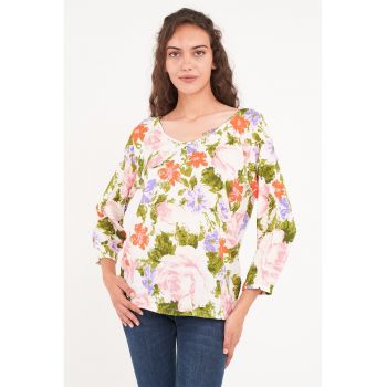 Bluza cu decolteu in V si model floral